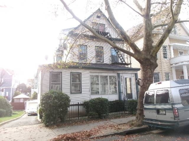 434 S. 1st Ave - Photo 0