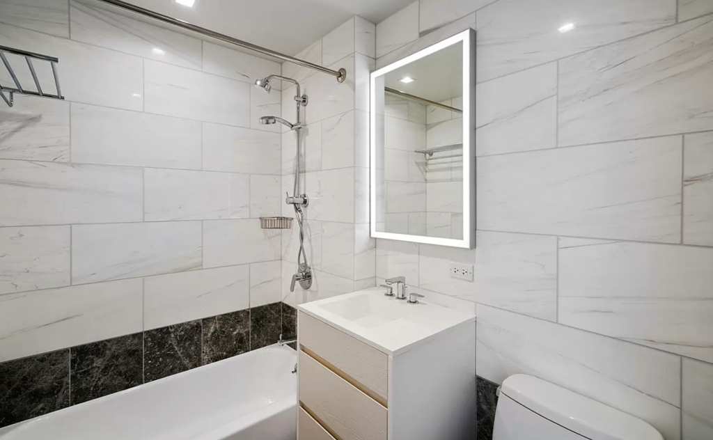 400 West 59th Street - Photo 12