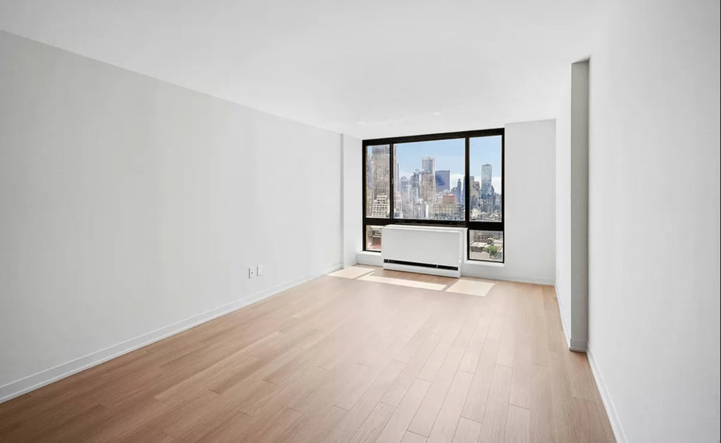 400 West 59th Street - Photo 0
