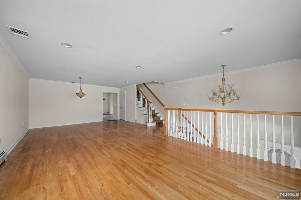 22 Airmount Avenue - Photo 2