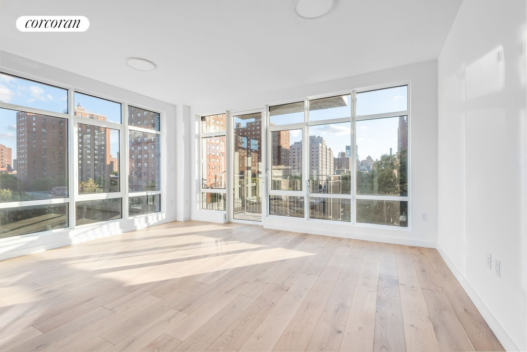 1516 Park Avenue - Photo 0