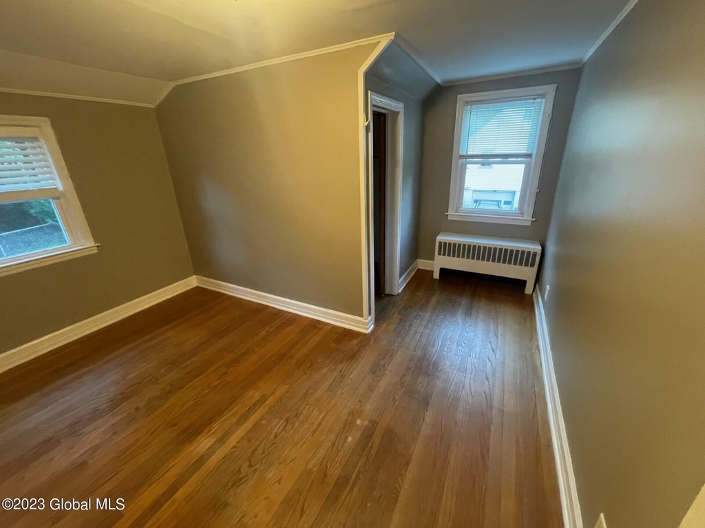 107 Overlook Avenue - Photo 5