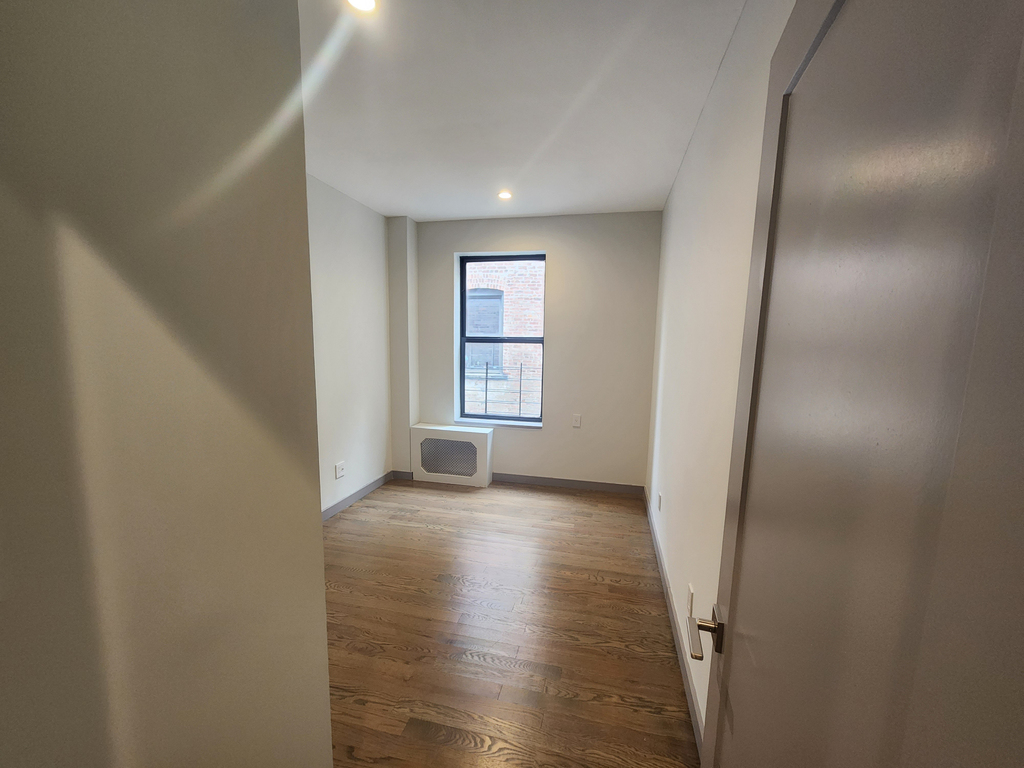 600 West 150th Street - Photo 2