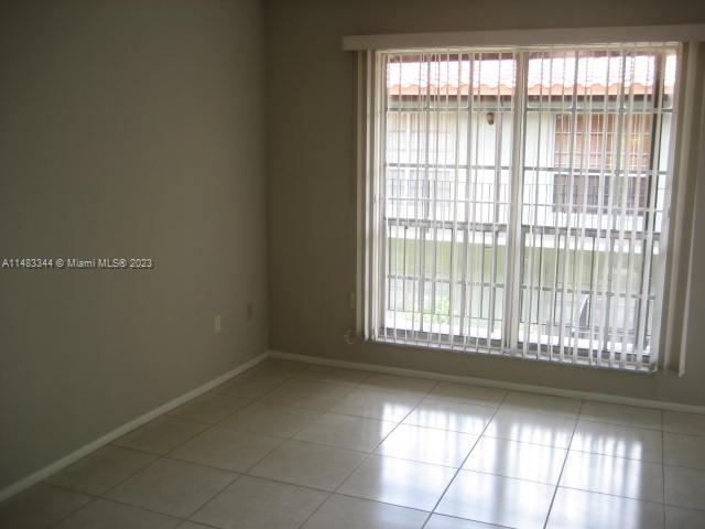 10776 N Kendall Dr - Photo 9