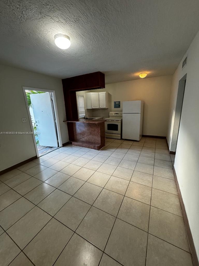 2900 W Flagler St - Photo 6