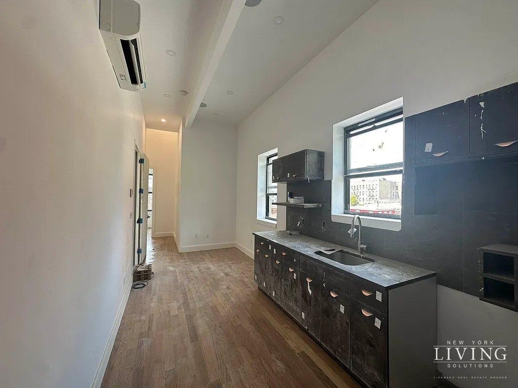 104 Graham Avenue - Photo 16