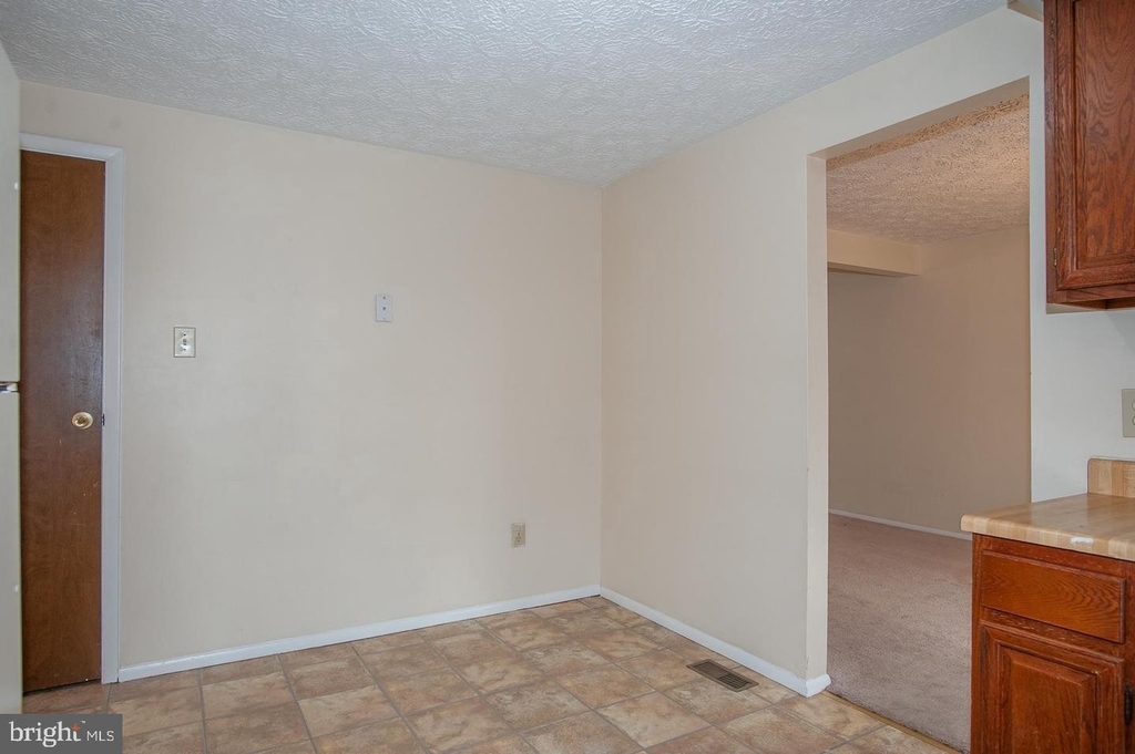 8483 Magic Tree Court - Photo 10