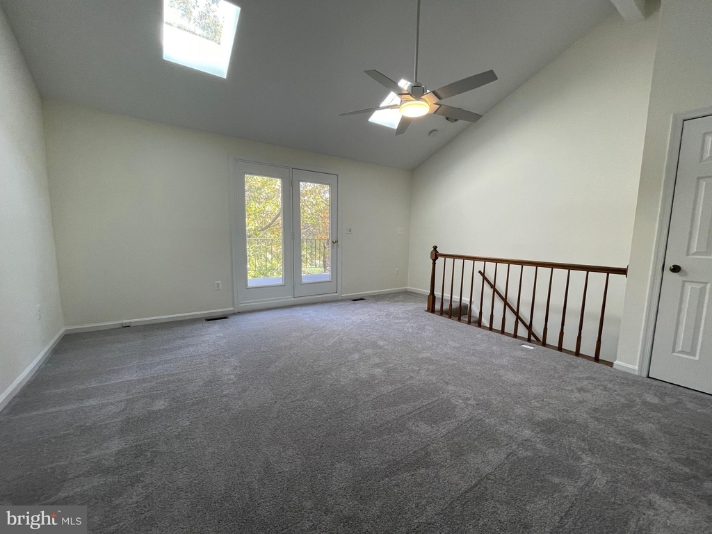 2506b N Fairfax Drive - Photo 6