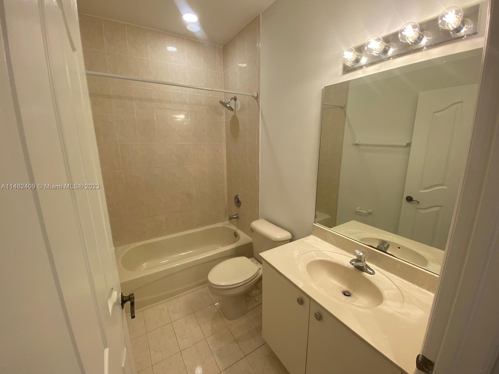 11356 Sw 230th Ter - Photo 11