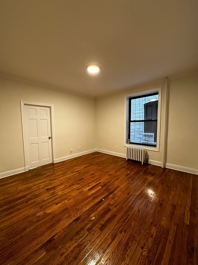 West 102nd Street and Broadway - Photo 6