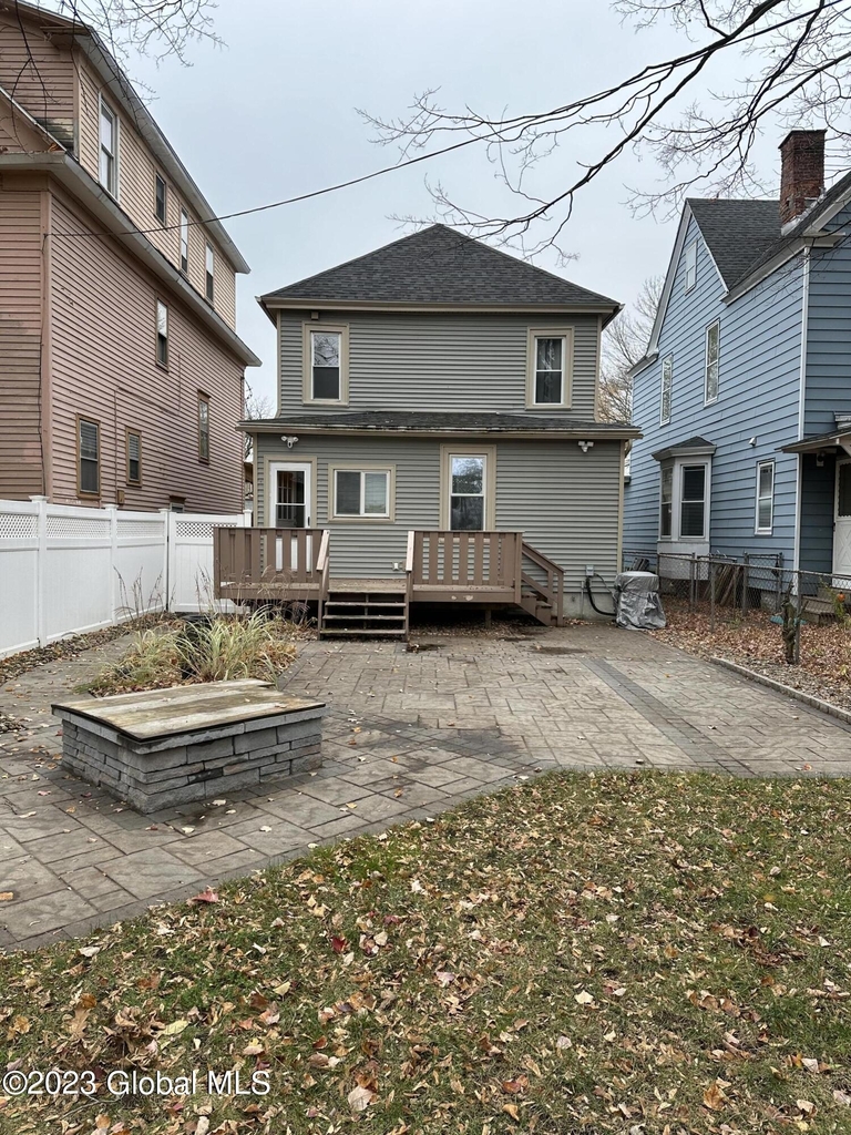 97 N Allen Street - Photo 2