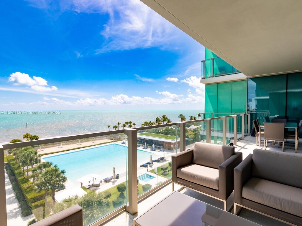 360 Ocean Dr - Photo 8