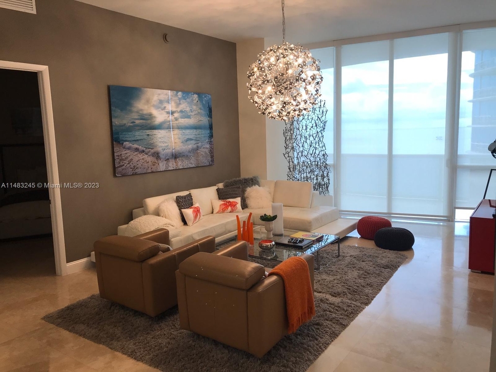 15811 Collins Ave - Photo 3