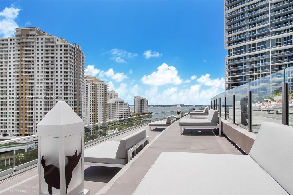 485 Brickell Ave - Photo 3