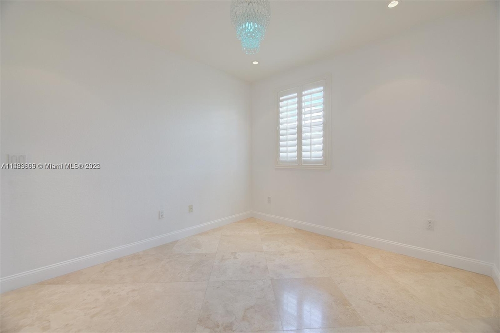 12393 Sw 122nd Ct - Photo 32