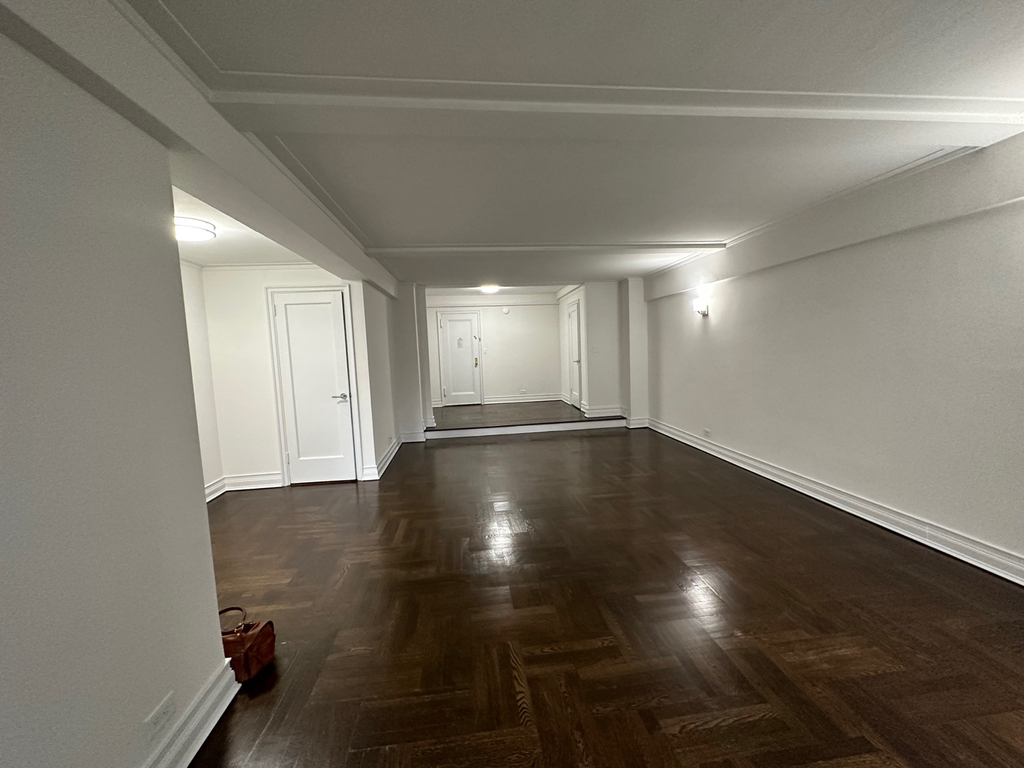 137 East 38th Street - Photo 11