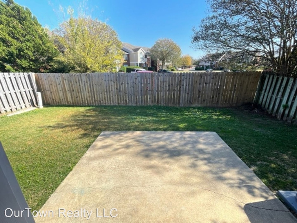 1767 Young Pointe Blvd - Photo 12