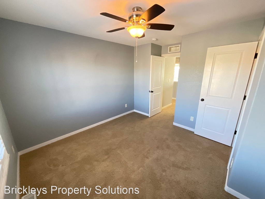 5045 Galloping Goose Way - Photo 31