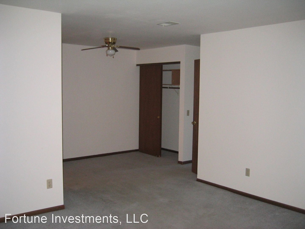 1510 Kenilworth Court - Photo 3