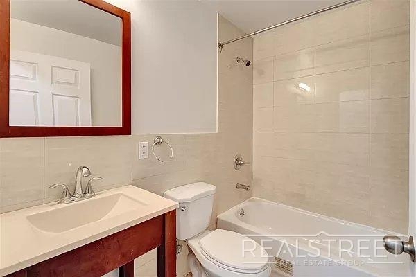 337 Tompkins Avenue - Photo 5