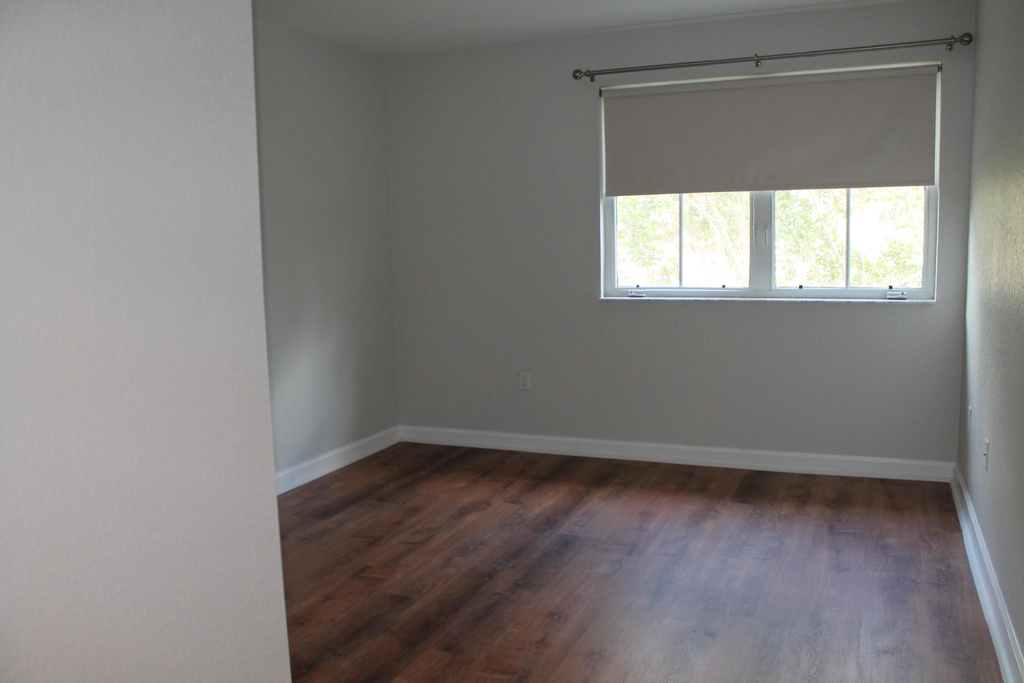 2025 Shoma Drive - Photo 17