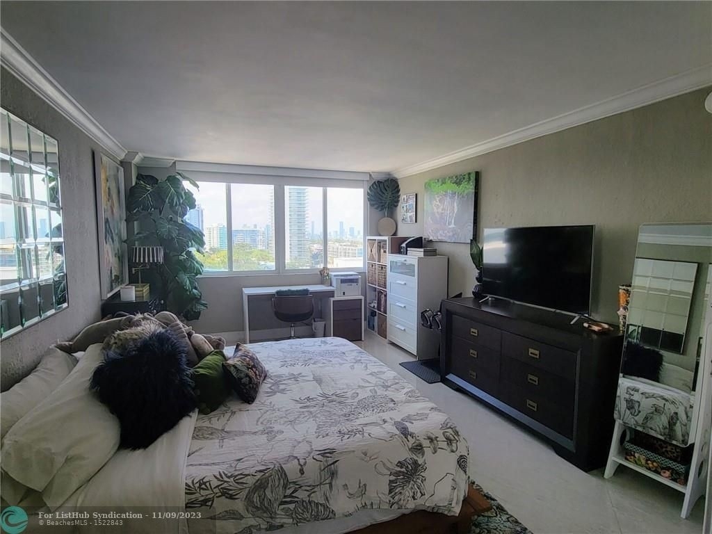 1345 Lincoln Rd - Photo 20