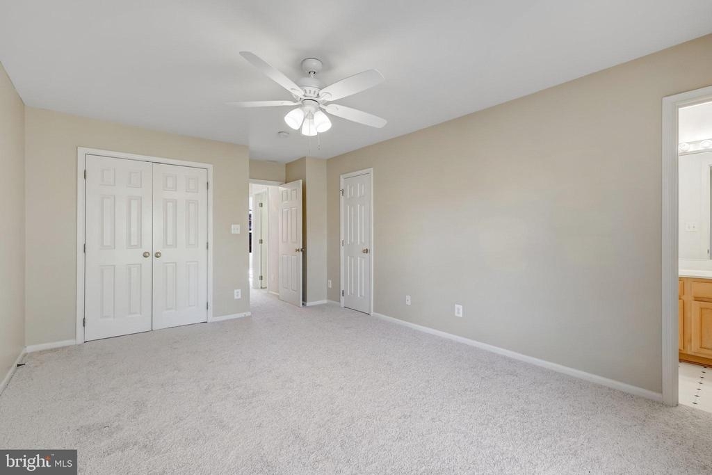 43118 Autumnwood Sq - Photo 18