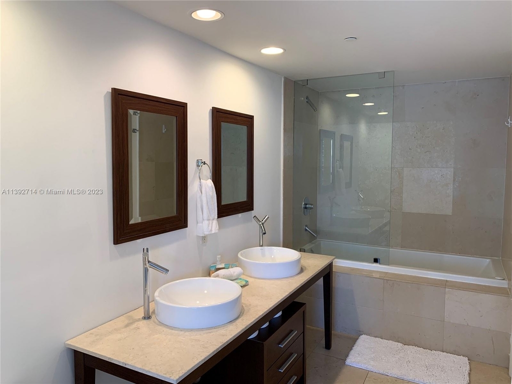 485 Brickell Ave - Photo 6