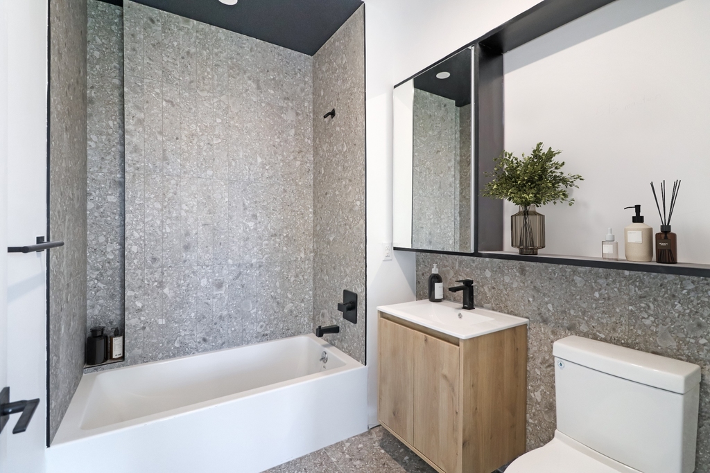 228 Berry Street - Photo 6