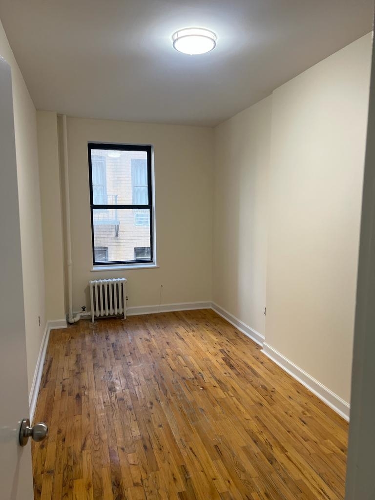 137 West 67th Street - Photo 4