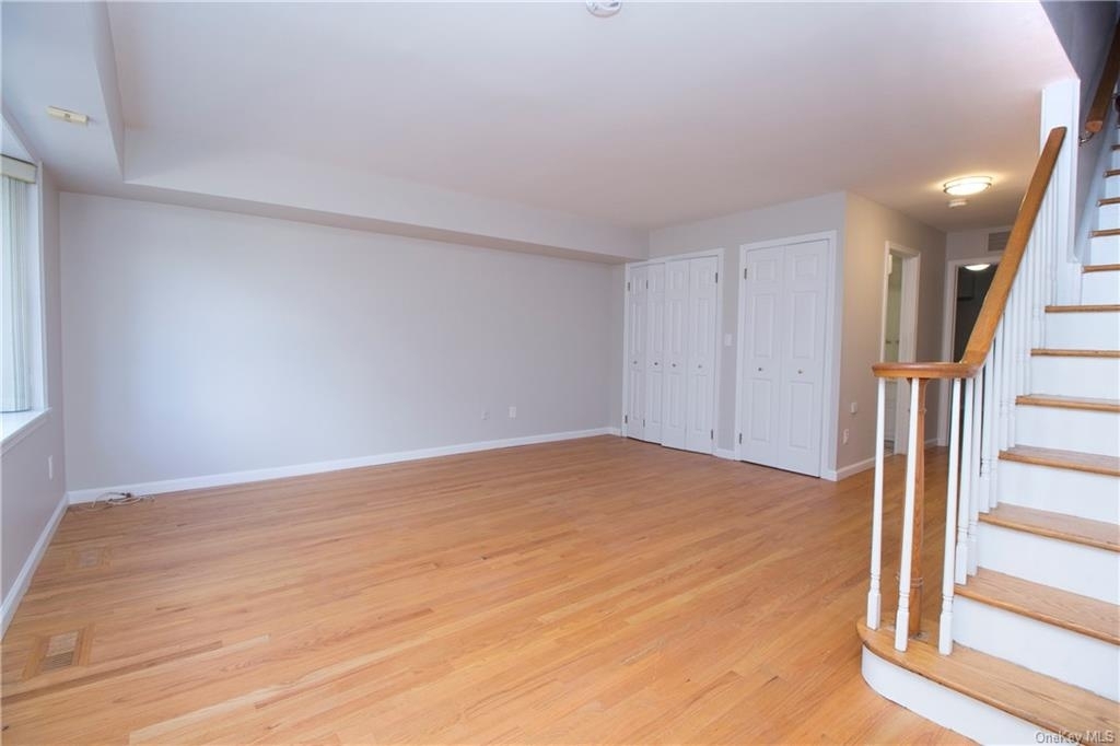 1058 Boston Post Road - Photo 2