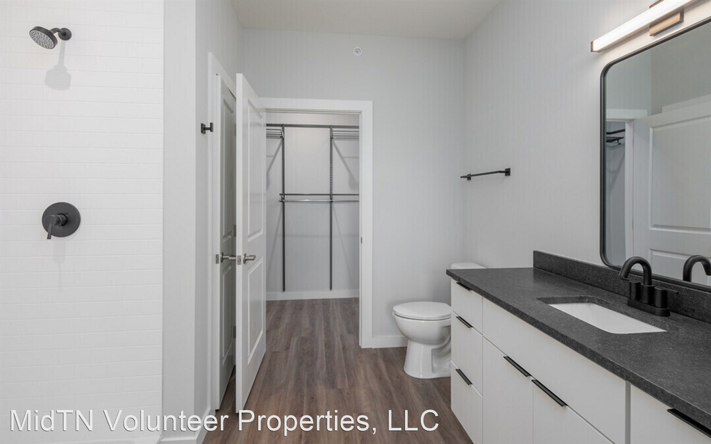 677 Vernon Avenue - Photo 3