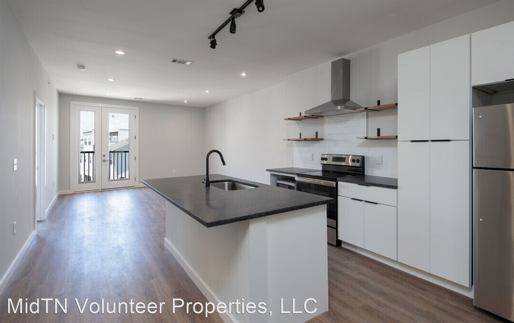 677 Vernon Avenue - Photo 10