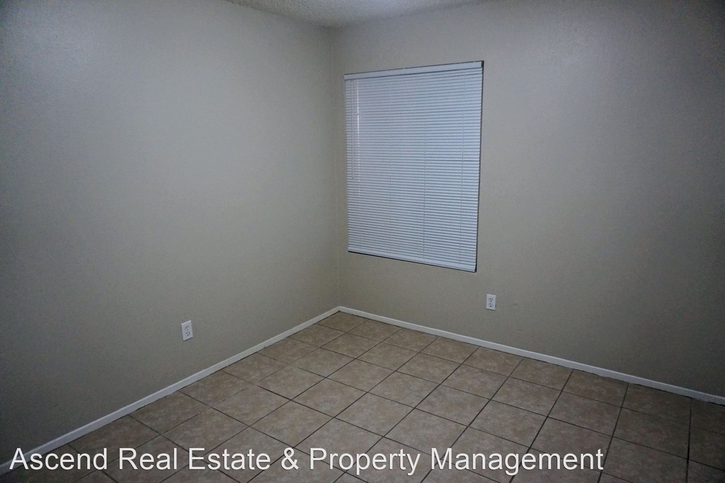 6005 Hill Dale Court - Photo 8