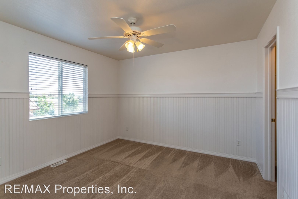 2085 Coldstone Way - Photo 22