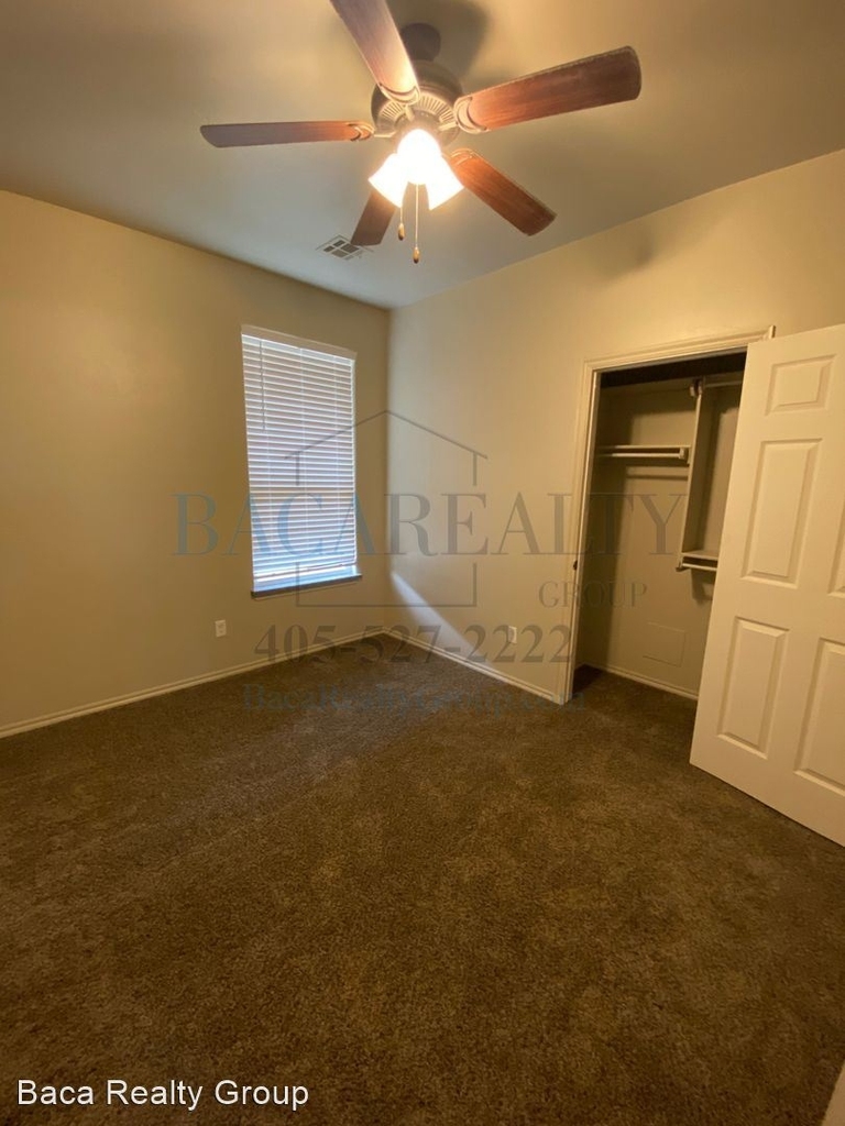 1844 Cypress Ln - Photo 11