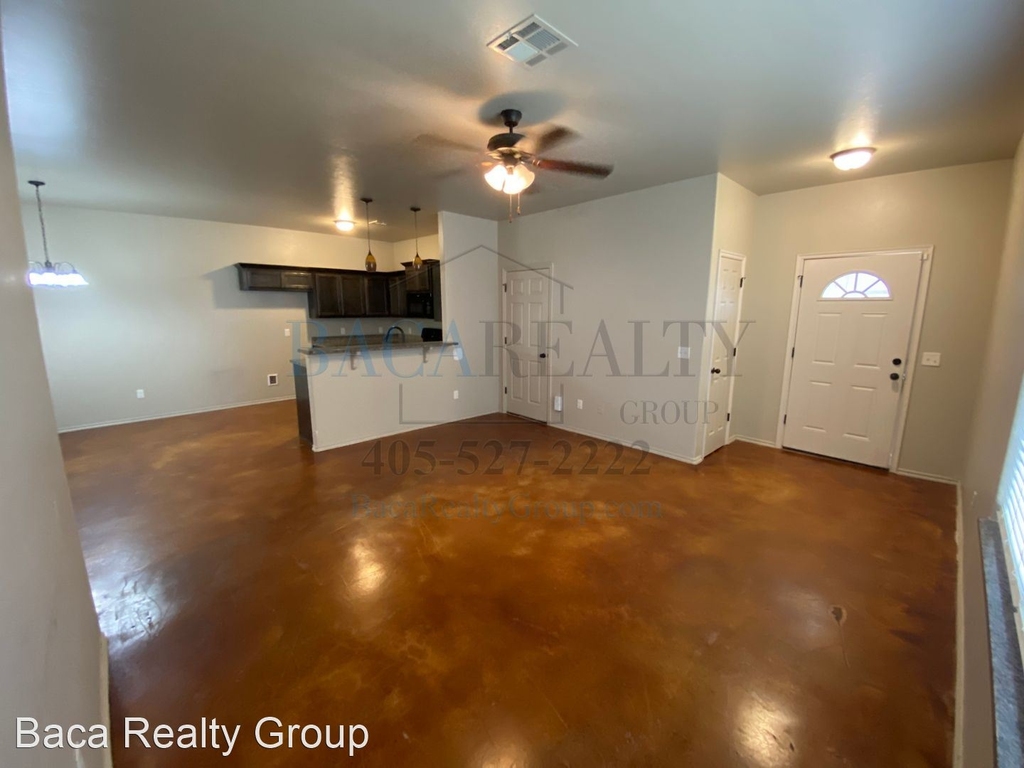 1844 Cypress Ln - Photo 1