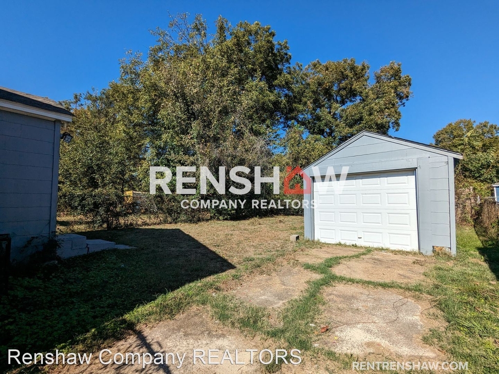 2156 Stovall Ave - Photo 18