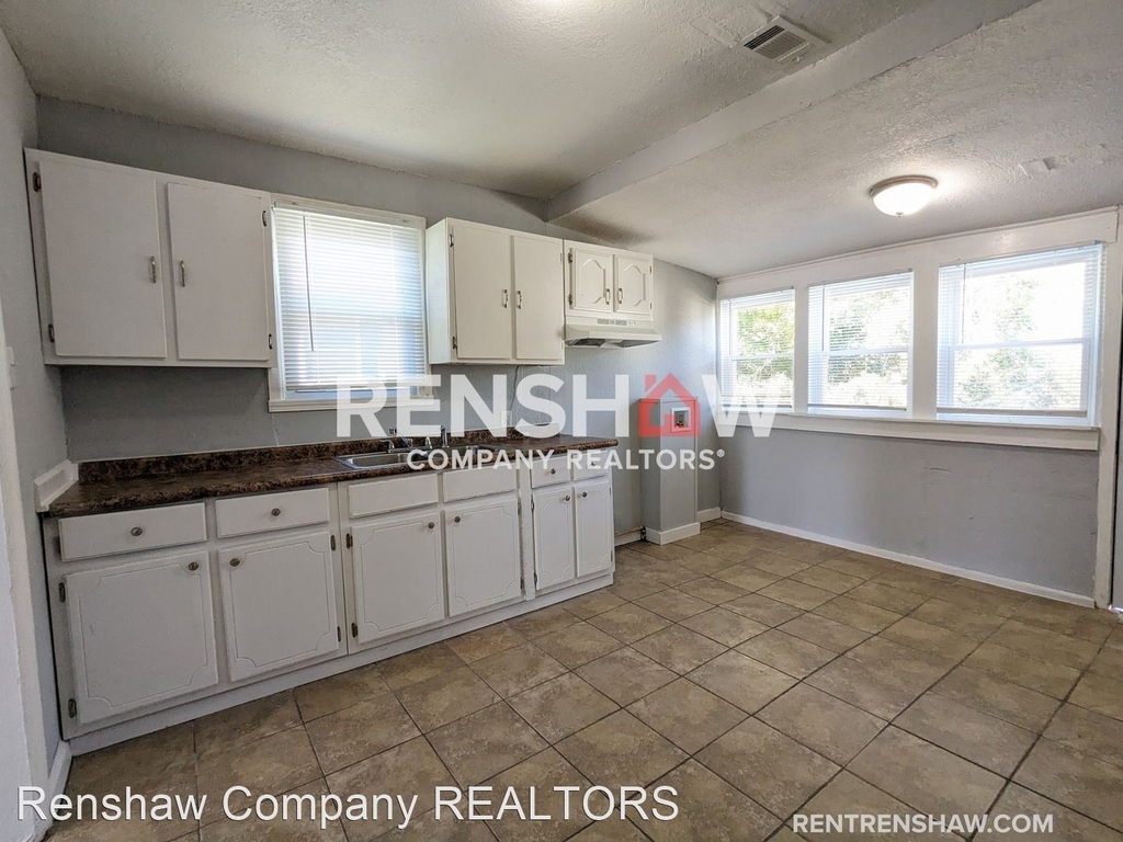 2156 Stovall Ave - Photo 8