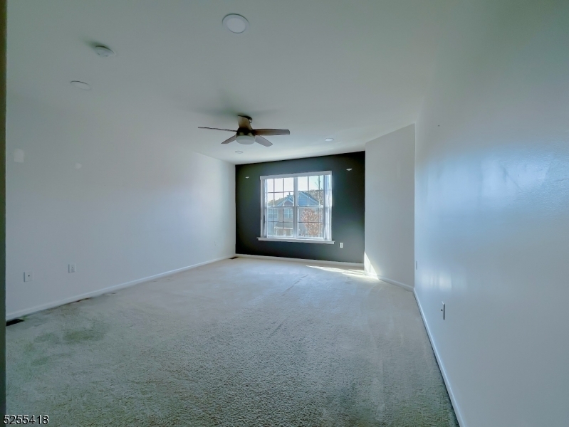 100 Forest Dr - Photo 11