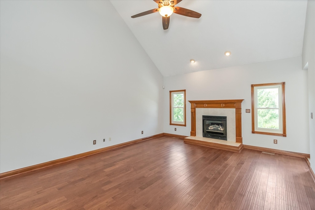 1374 Forest Commons Drive - Photo 10