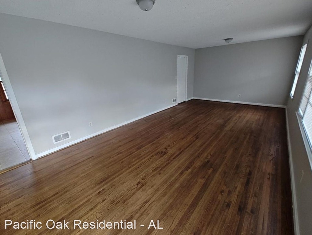 548 26th Ave Nw - Photo 1