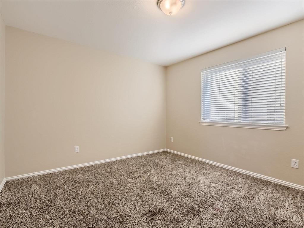 5301 Lily Drive - Photo 20