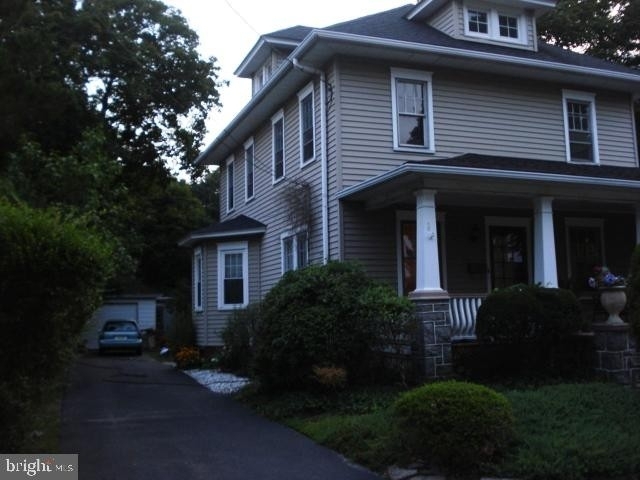 215 Laurel Avenue - Photo 5