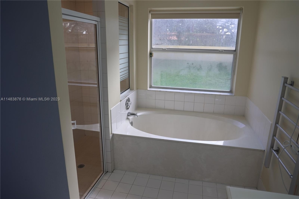 2041 Sw 136th Way - Photo 14