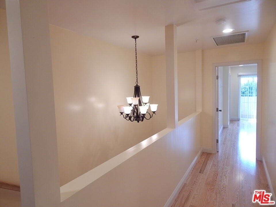 2018 Hillcrest Dr - Photo 16