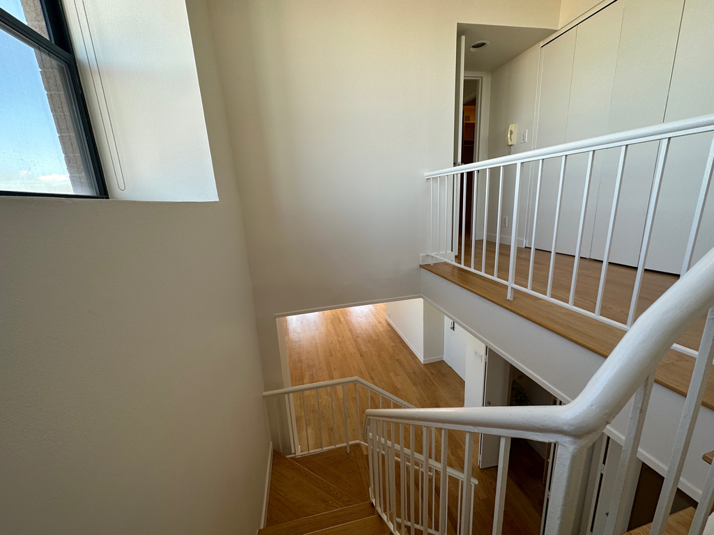 247 West 87th Street - Photo 19