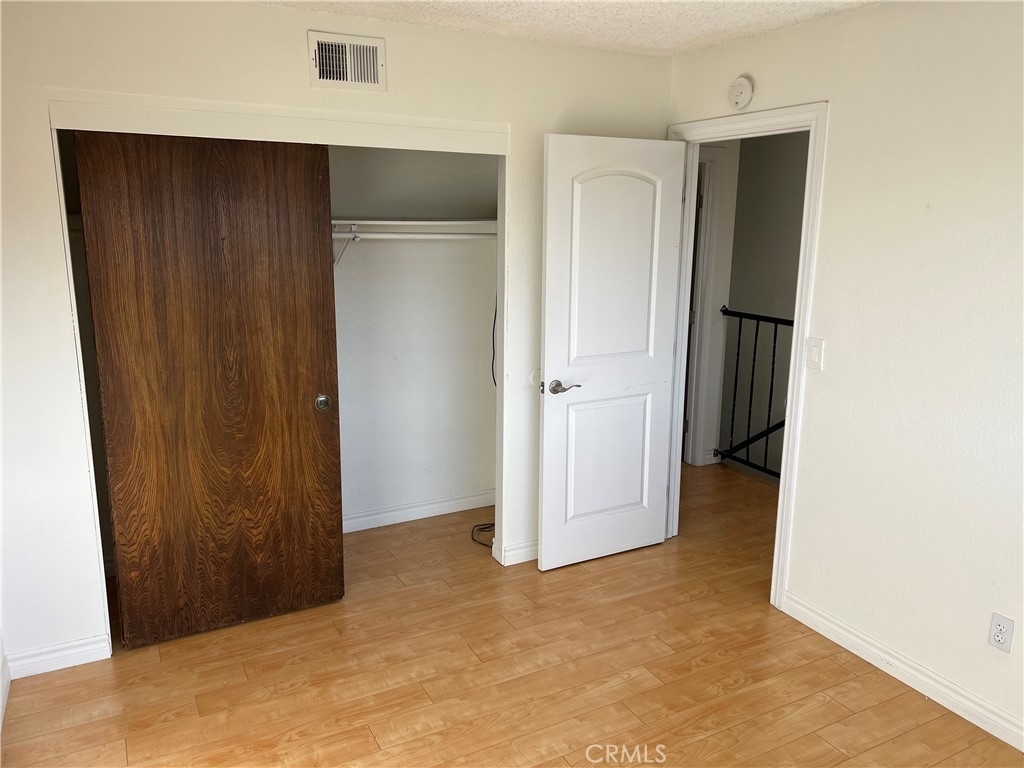 205 Violet Avenue - Photo 14