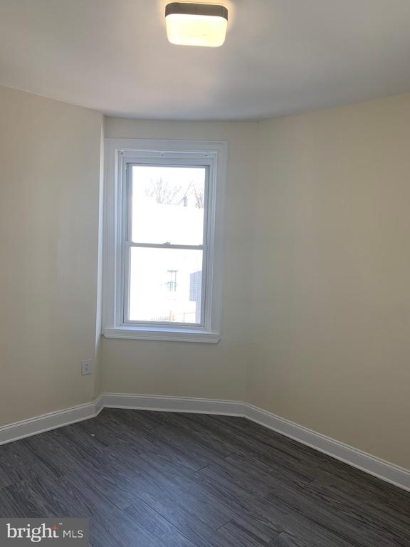 5515 Baltimore Avenue - Photo 8