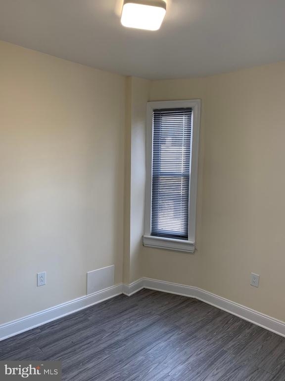 5515 Baltimore Avenue - Photo 9